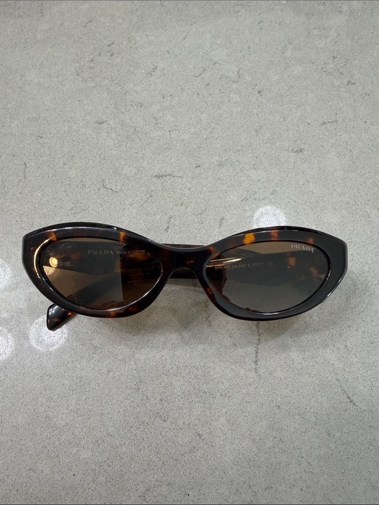 Prada Accessories - Prada Tortoiseshell Cat-Eye Sunglasses - Dark Brown